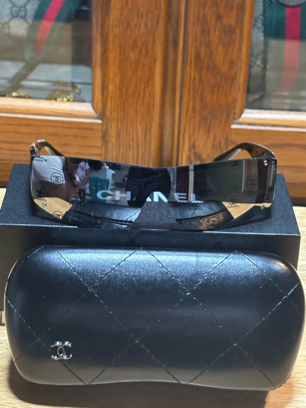 CHANEL | Accessories | Classic Chanel Logo Black Shield  display picture 2